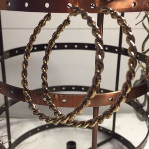 Forever 21 Gold Twist Hoop Earring